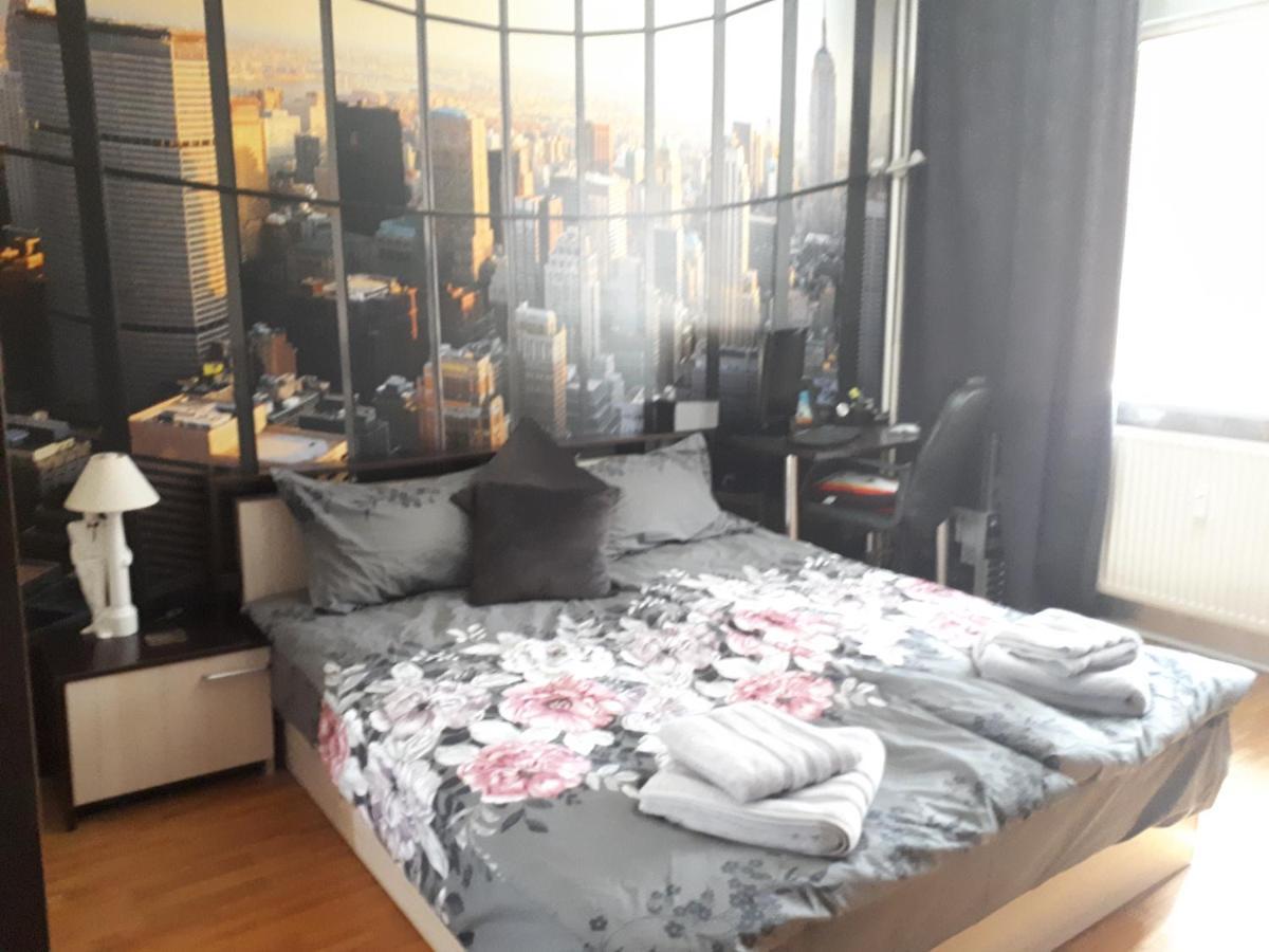 New York - Guest Room Near The Airport, Transport Possibility София Экстерьер фото